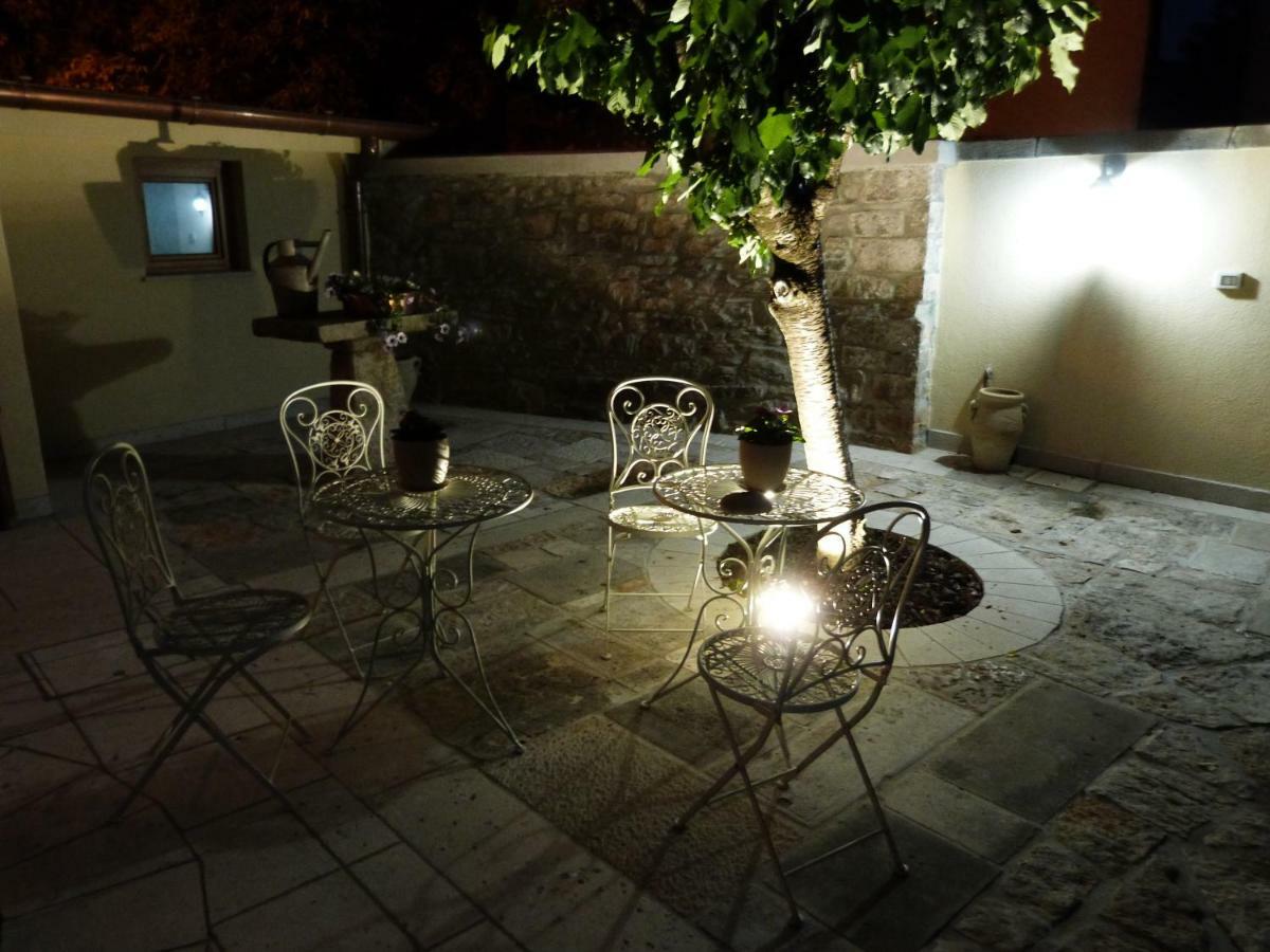 Bed & Breakfast Barbara Borgo Grotta Gigante Exterior foto
